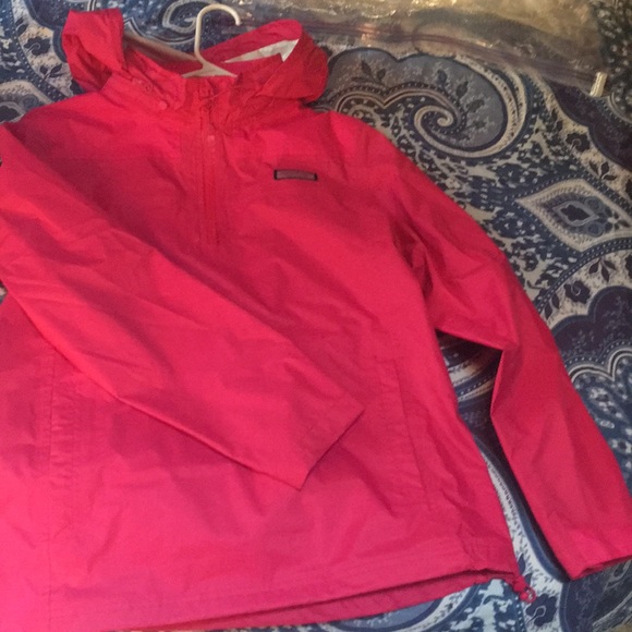 Vineyard vines bright pink rain jacket - Picture 3 of 5